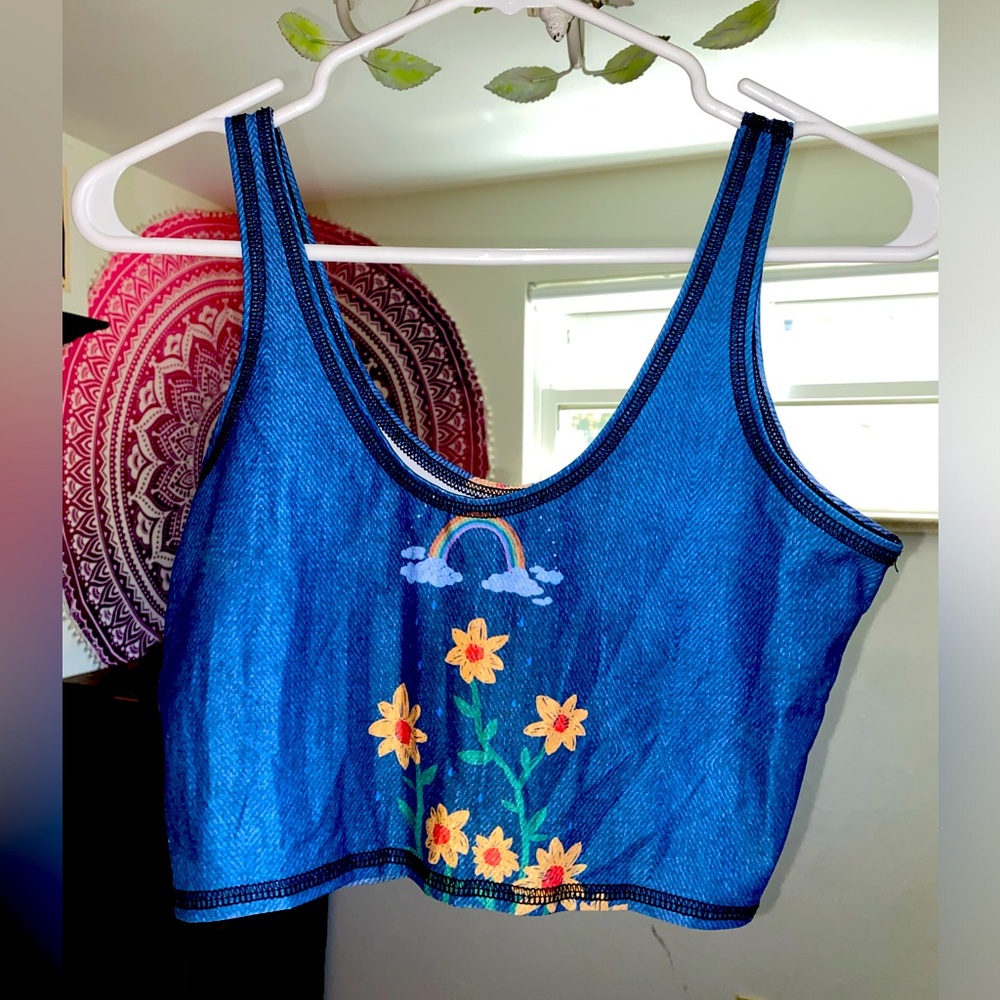 Teeki Woodstock crop top